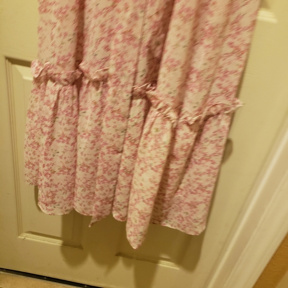 Emma & Michele Floral Maxi Dress - Picture 3 of 5